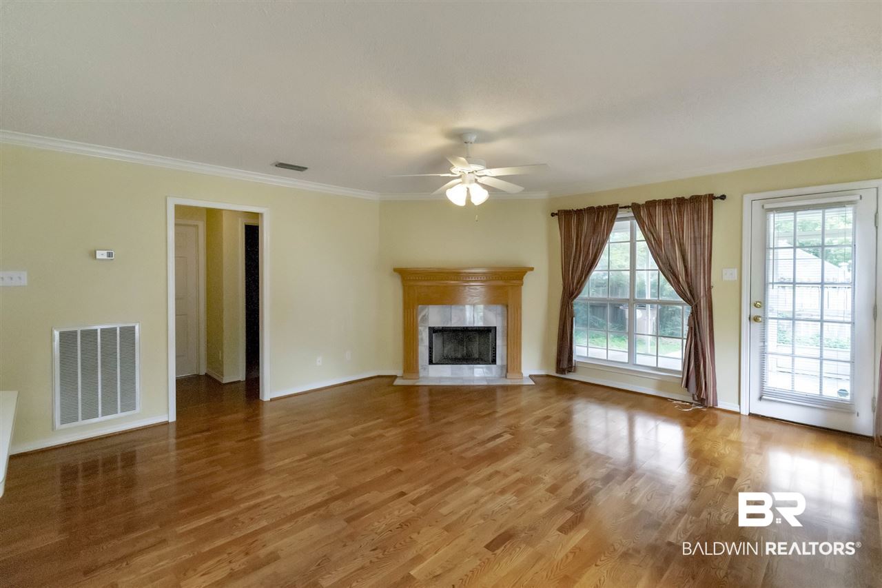 850 Louise Avenue Mobile, AL 36609 - Photo 17 of 38