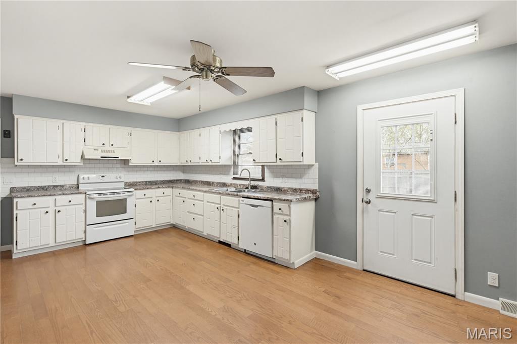 116 Terrace Drive Sikeston, MO 63801 - Photo 4 of 22