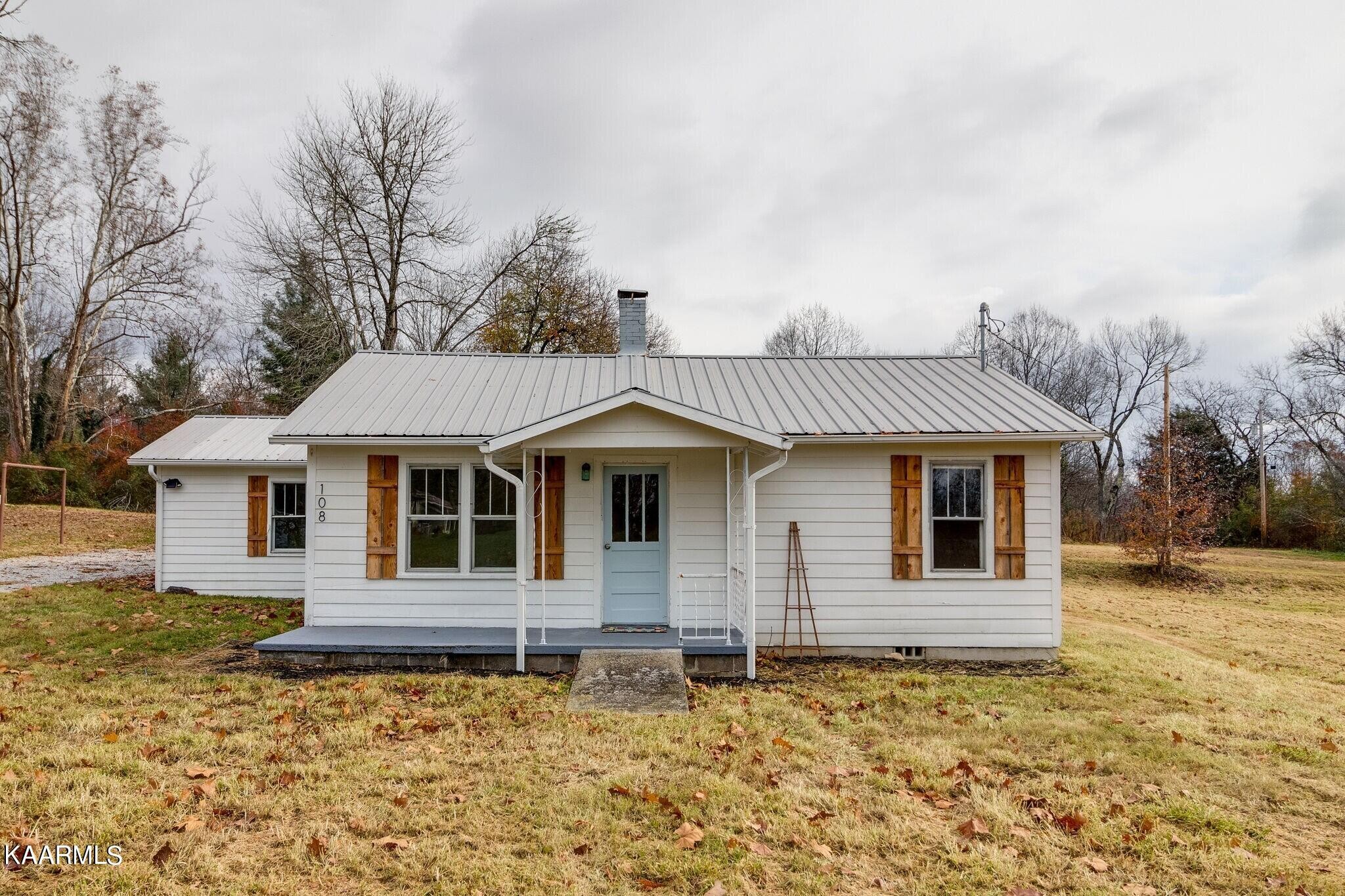 108 Davidson Street Deer Lodge, TN 37726 - Photo 1 of 30 Gallery Image 1