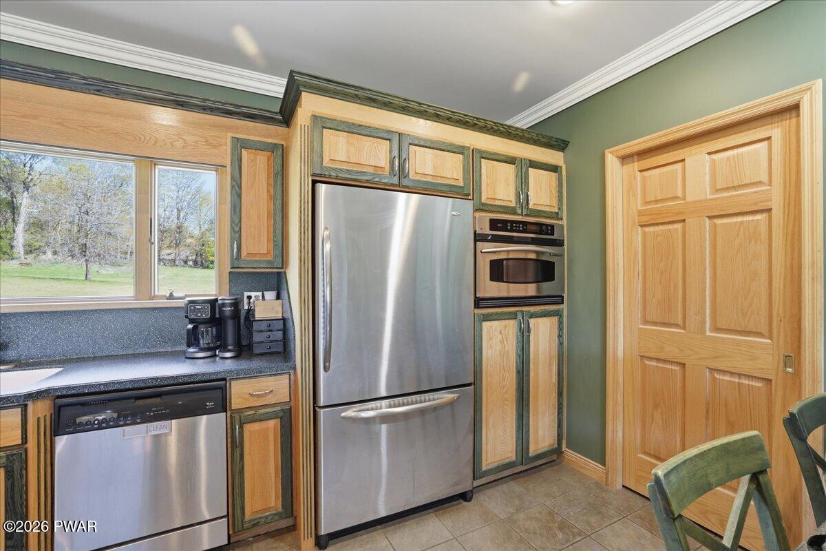 44 Slish Road Honesdale, PA 18431 - Photo 14 of 90