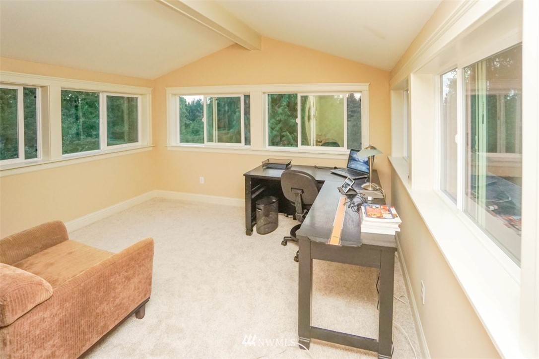 7925 45th Avenue Southwest Seattle, WA 98136 - Photo 14 of 25 Gallery Image 14