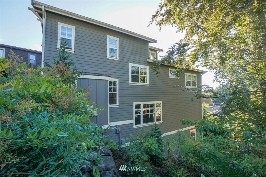 7925 45th Avenue Southwest Seattle, WA 98136 - Photo 23 of 25 Gallery Image 23