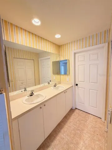 $139,400 | 19300 Water Oak Drive, Unit 105, Port Charlotte, FL 33948