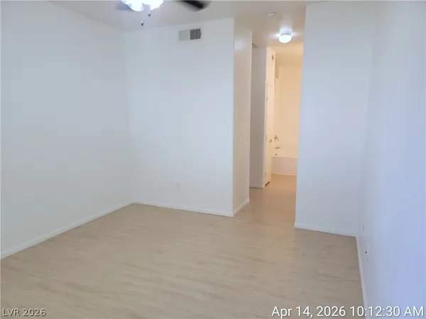 $1,225 | 5650 East Sahara Avenue, Unit 2007, Las Vegas, NV 89142