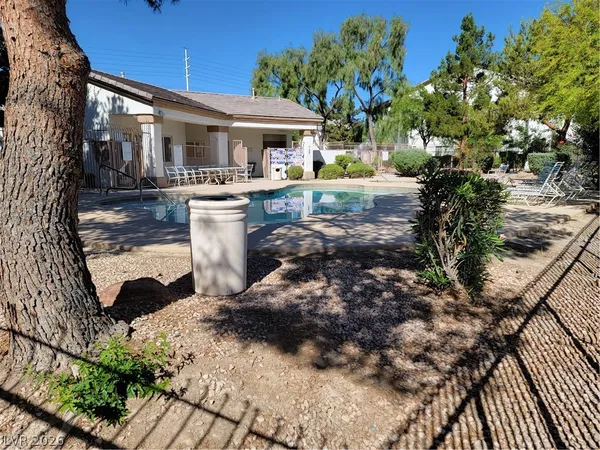$1,225 | 5650 East Sahara Avenue, Unit 2007, Las Vegas, NV 89142