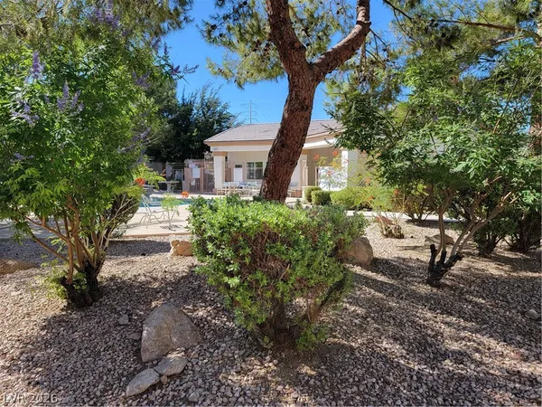 $1,225 | 5650 East Sahara Avenue, Unit 2007, Las Vegas, NV 89142