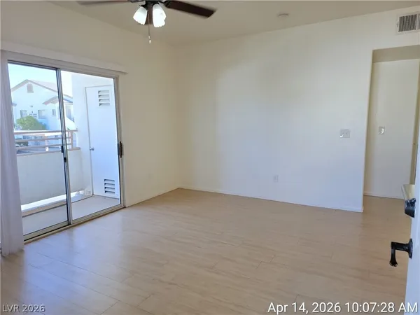 $1,225 | 5650 East Sahara Avenue, Unit 2007, Las Vegas, NV 89142