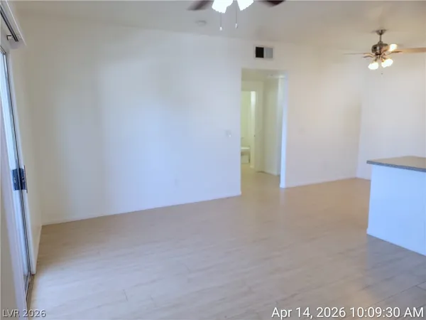 $1,225 | 5650 East Sahara Avenue, Unit 2007, Las Vegas, NV 89142
