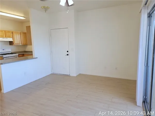 $1,225 | 5650 East Sahara Avenue, Unit 2007, Las Vegas, NV 89142