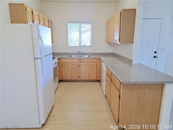 $1,225 | 5650 East Sahara Avenue, Unit 2007, Las Vegas, NV 89142