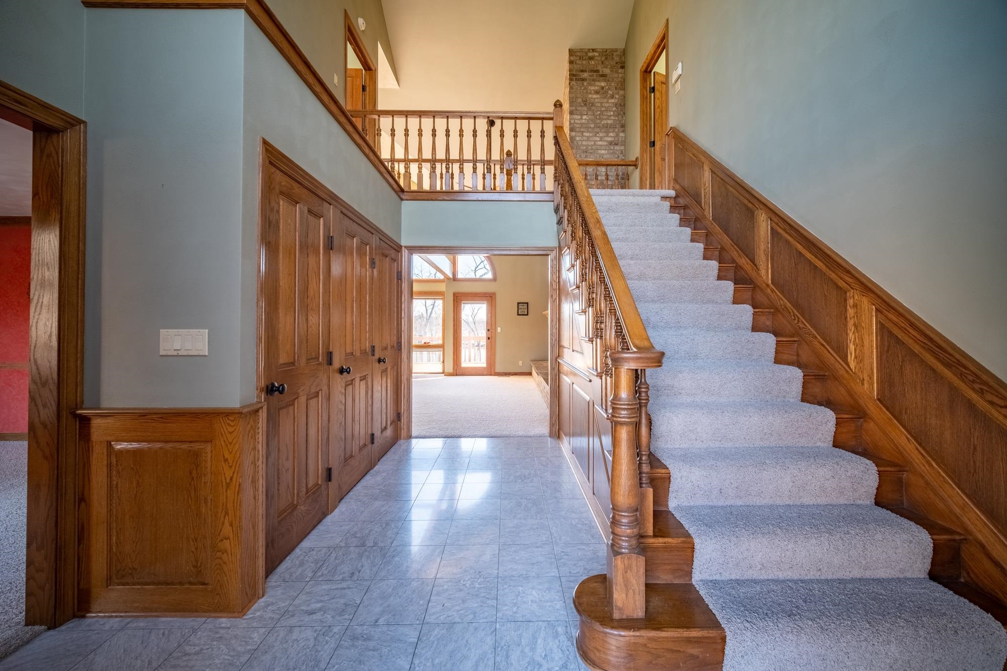 9805 Rivers Bend Drive Roscoe, IL 61073 - Photo 4 of 49 a view of entryway and hall with wooden floor