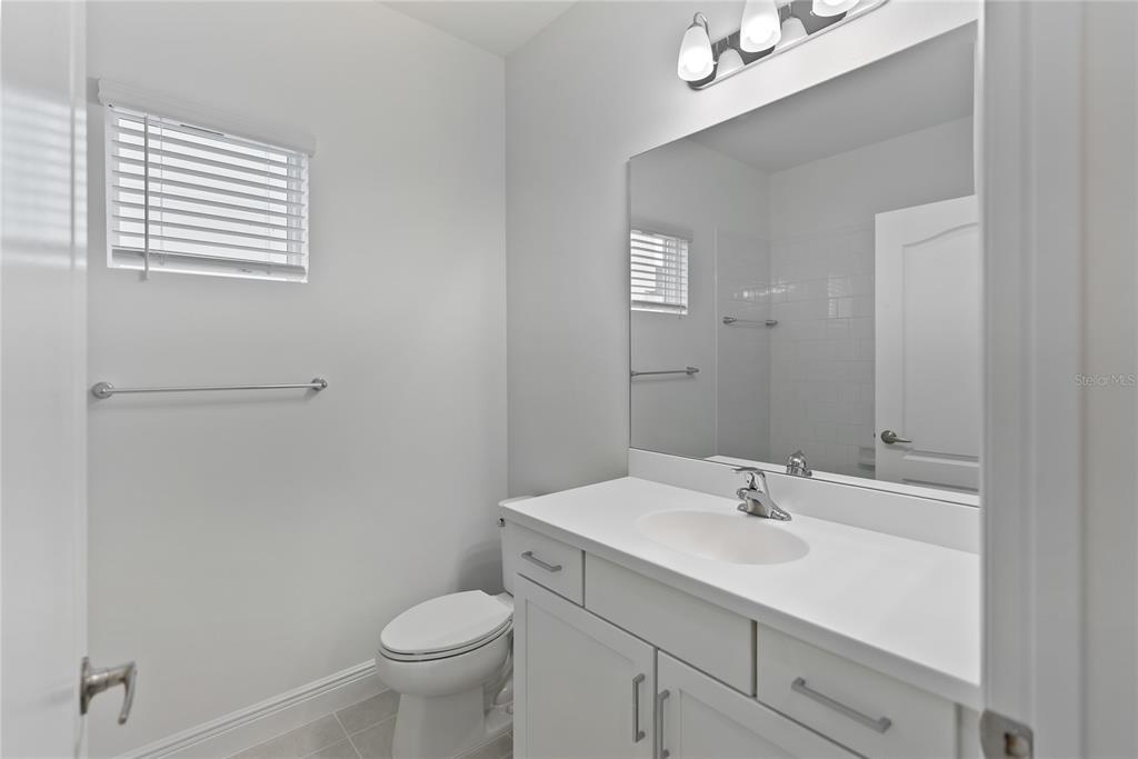 14520 Skipping Stone Loop Parrish, FL 34219 - Photo 9 of 42