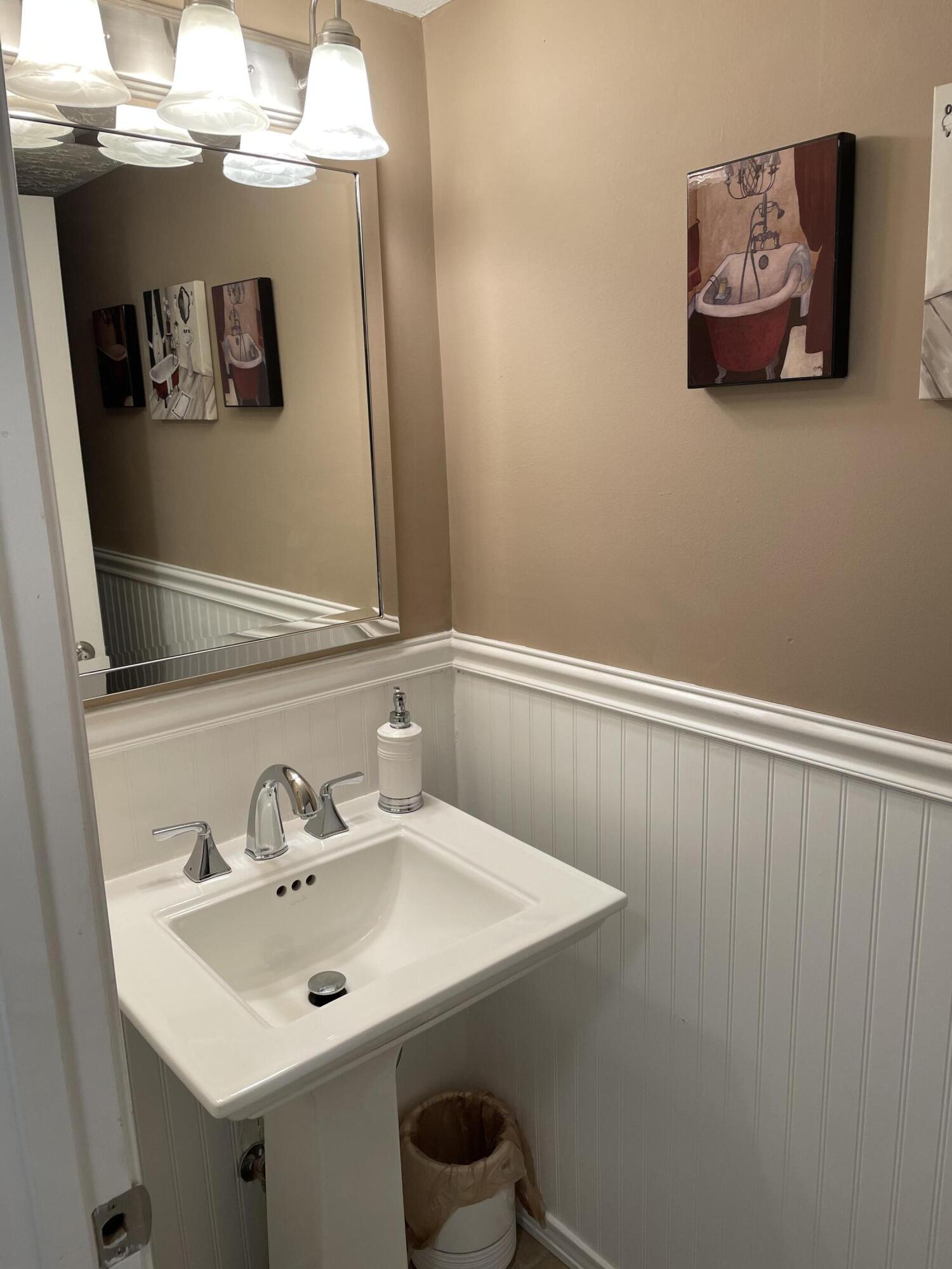 115 Regency Point Path Lexington, KY 40503 - Photo 2 of 21 IMG_8463