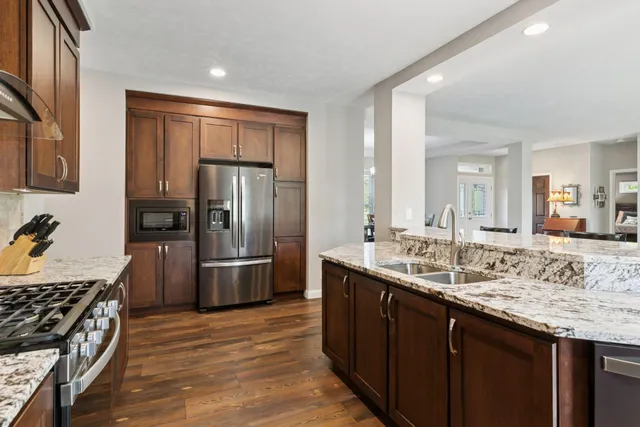 $499,900 | 21212 Old Lake George Boulevard, Oak Grove, MN 55303