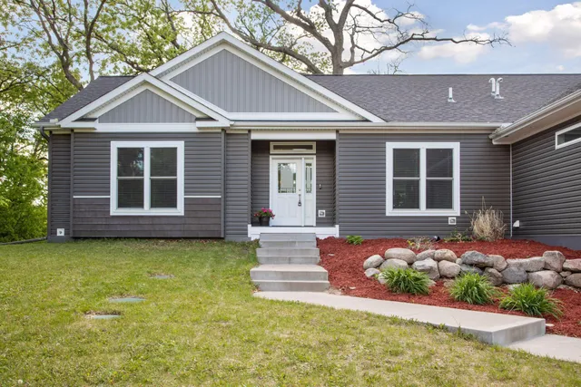 $499,900 | 21212 Old Lake George Boulevard, Oak Grove, MN 55303