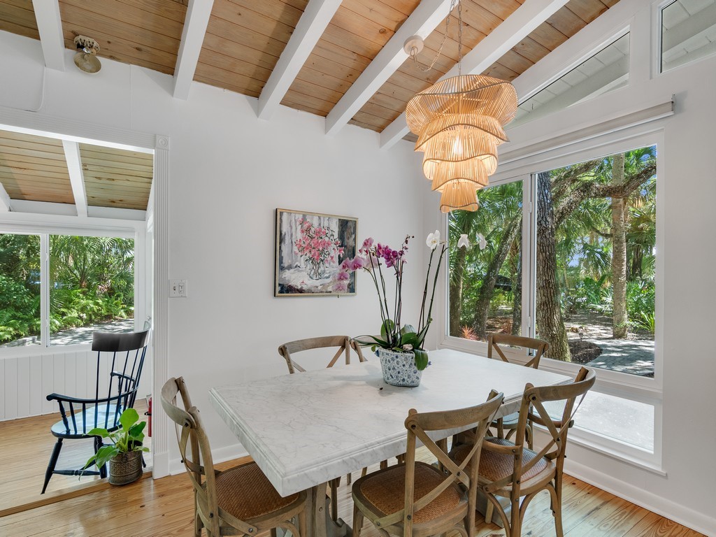 1930 West Shell Lane Vero Beach, FL 32963 - Photo 12 of 36