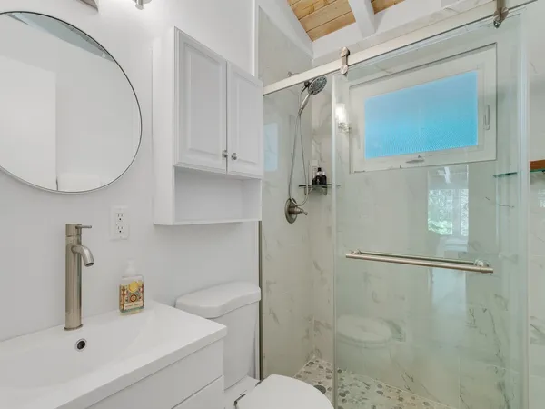 $8,000 | 1930 West Shell Lane, Vero Beach, FL 32963