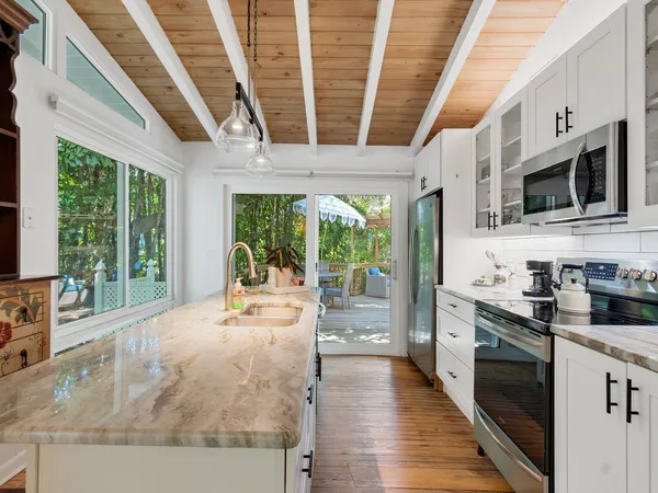 $8,000 | 1930 West Shell Lane, Vero Beach, FL 32963