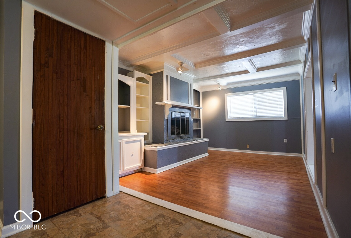 2359 Courtney Road Indianapolis, IN 46219 - Photo 12 of 43 Gallery Image 12