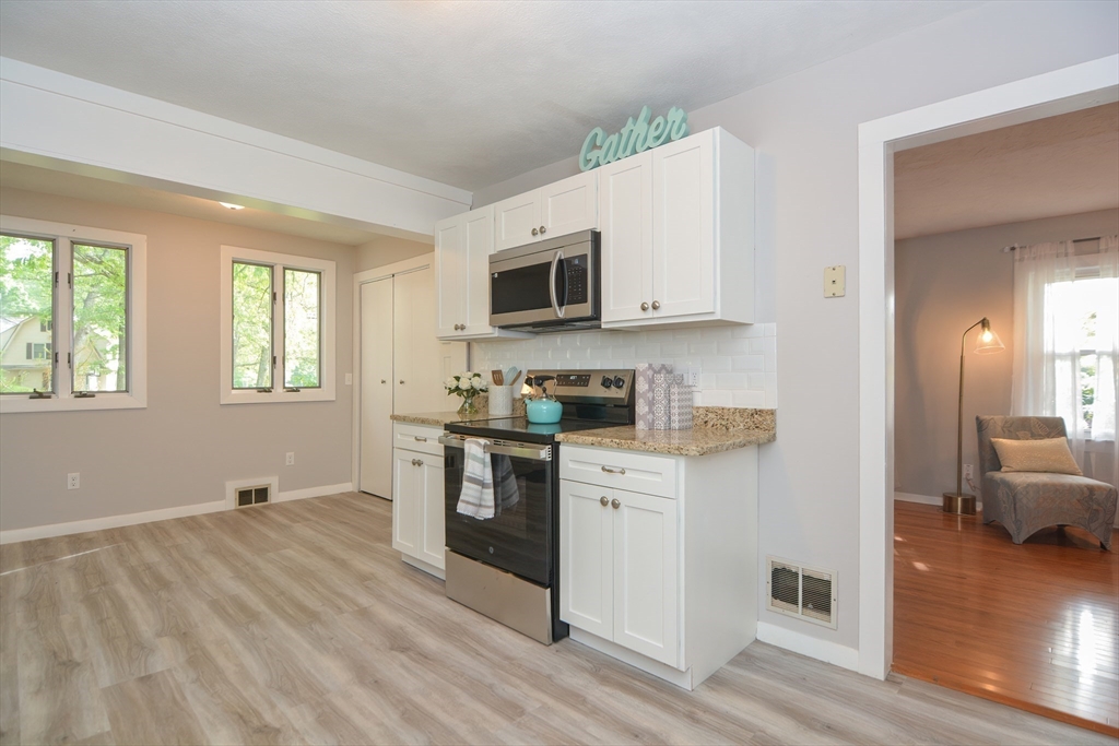 16 West Street Natick, MA 01760 - Photo 6 of 21