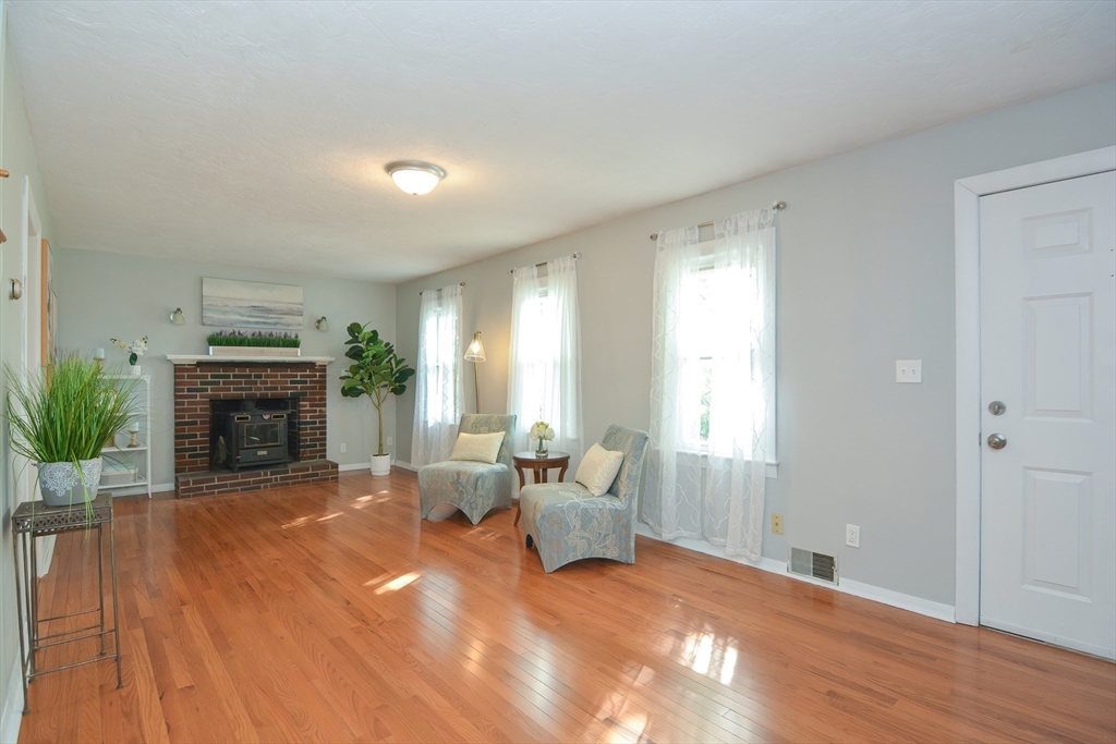 16 West Street Natick, MA 01760 - Photo 9 of 21