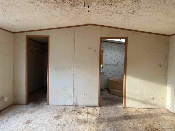 $49,997 | 222 Vann Circle, Laurel Hill, FL 32567