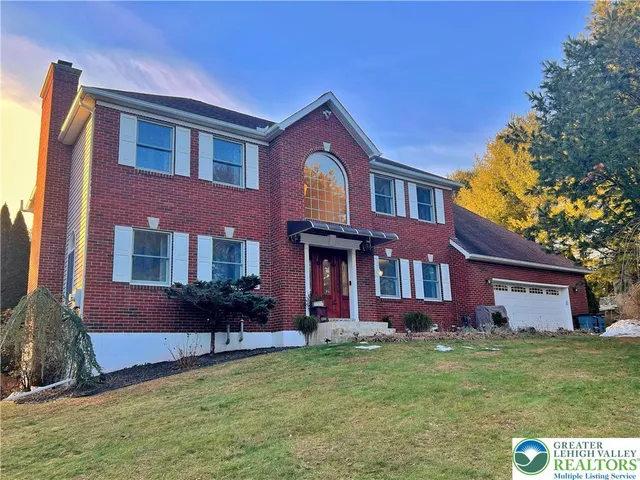 $520,000 | 90 Halina Way, Kunkletown, PA 18058