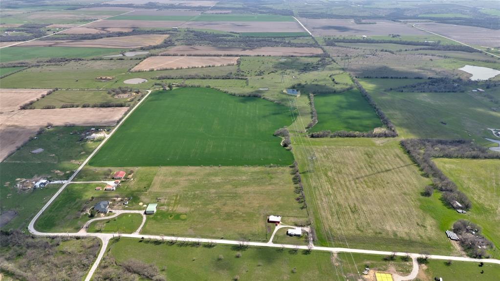 1086 Cobler Road Collinsville, TX 76233 - Photo 27 of 40 a view of a swimming pool