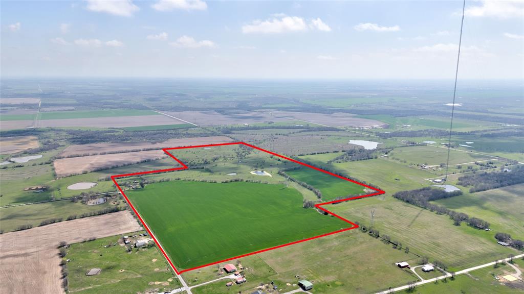 1086 Cobler Road Collinsville, TX 76233 - Photo 28 of 40 a view of an outdoor space