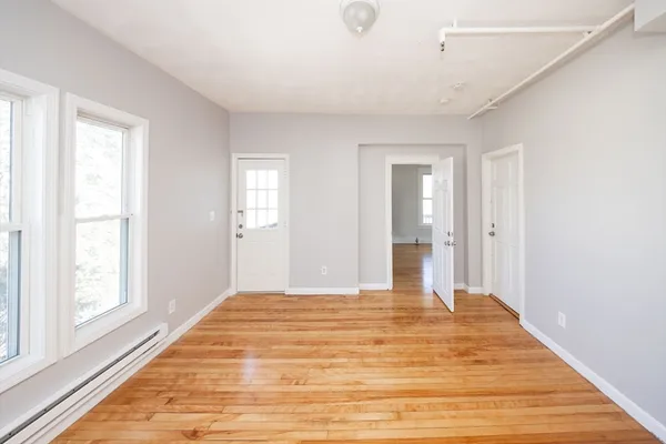 $2,500 | 92 Green Hill Parkway, Unit 2, Worcester, MA 01605