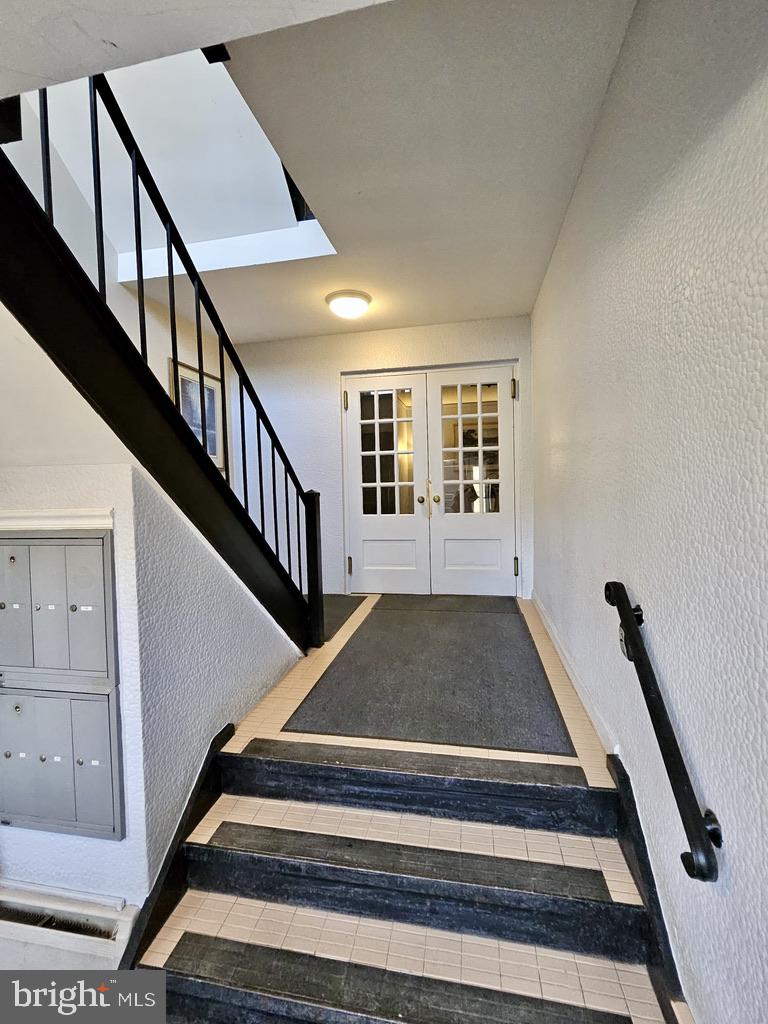 412 North Wayne Avenue, Unit 203 Wayne, PA 19087 - Photo 3 of 21 a view of entryway