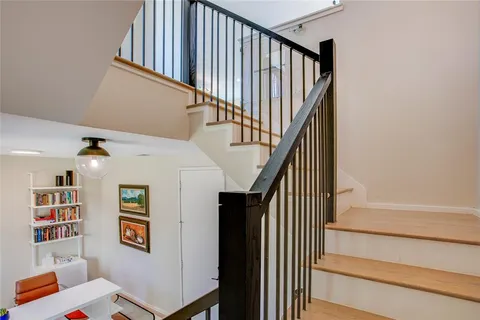 a view of entryway with a front door