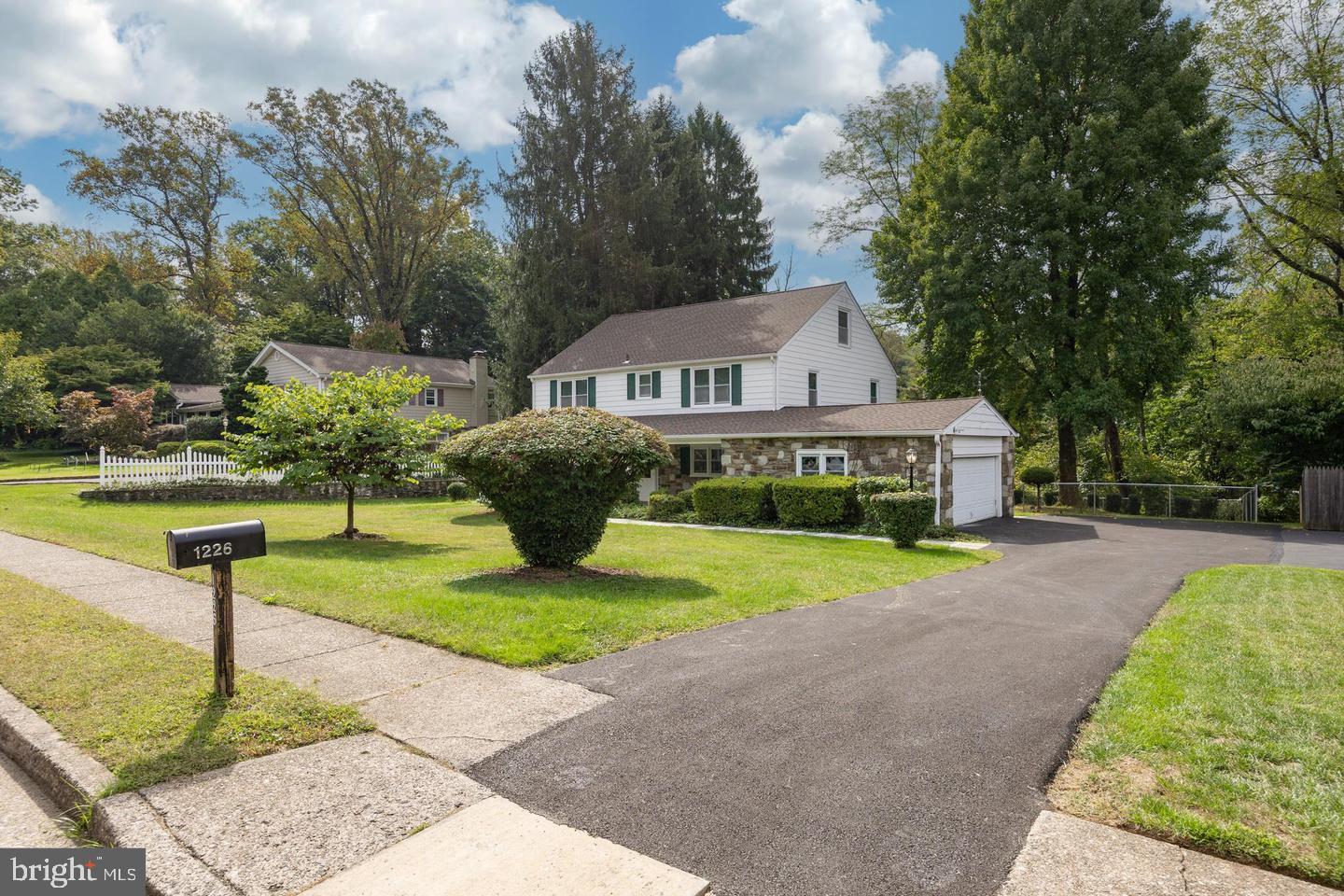 1226 Fleetwood Road Rydal, PA 19046 - Photo 2 of 51