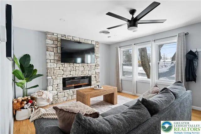 $410,000 | 504 Washington Boulevard, Bangor, PA 18013