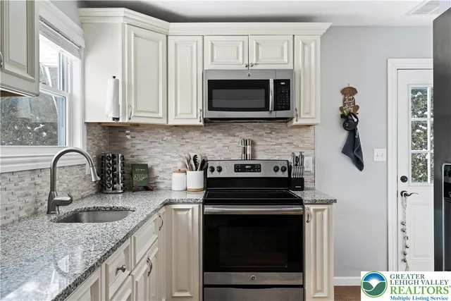 $410,000 | 504 Washington Boulevard, Bangor, PA 18013