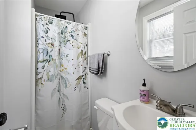 $410,000 | 504 Washington Boulevard, Bangor, PA 18013