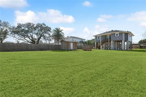 $169,900 | 138 Bazile Drive, Braithwaite, LA 70040