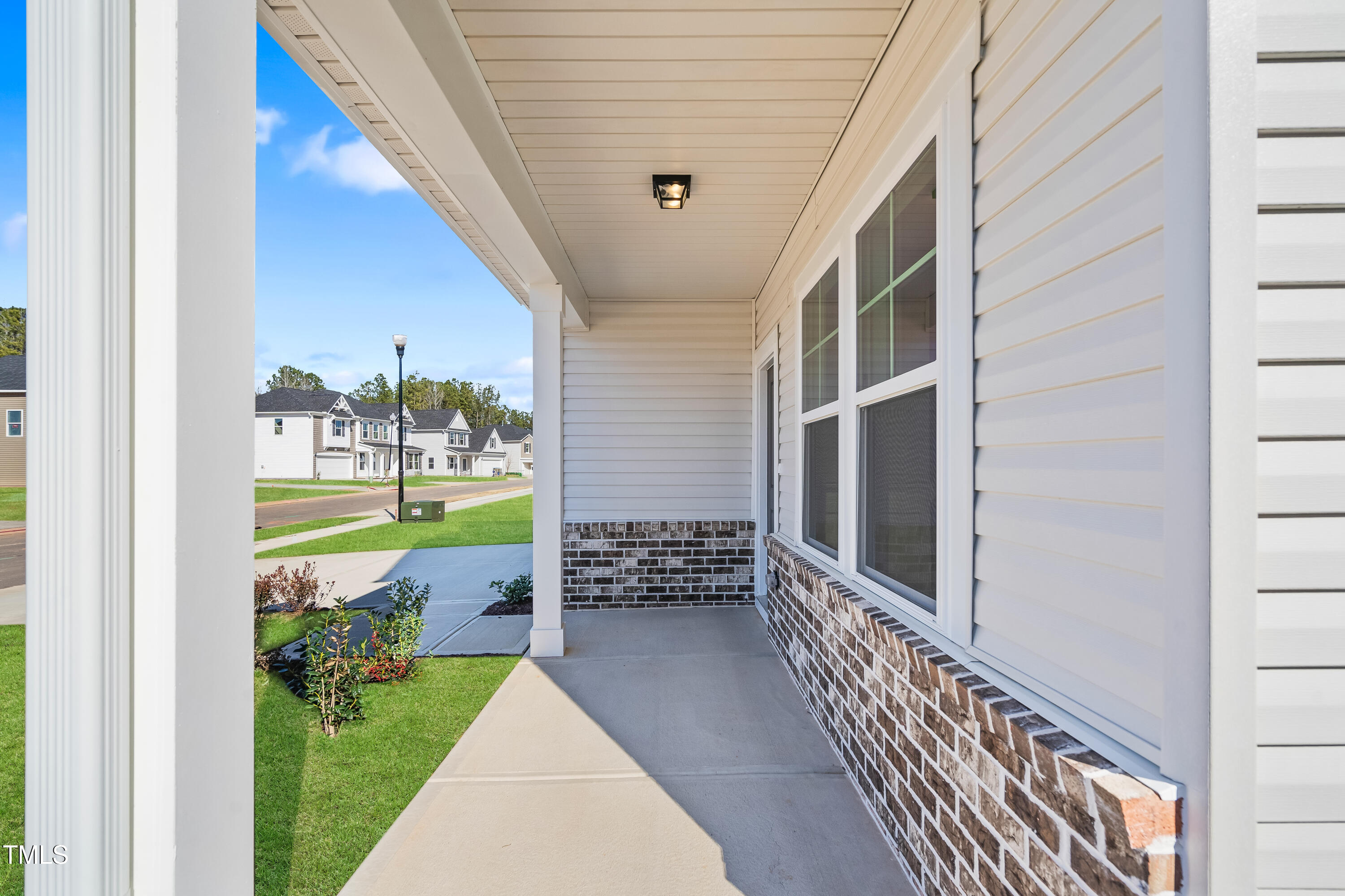 604 Spellbrook Road Zebulon, NC 27597 - Photo 3 of 34 Ral_Barrington_Lot60 (4)