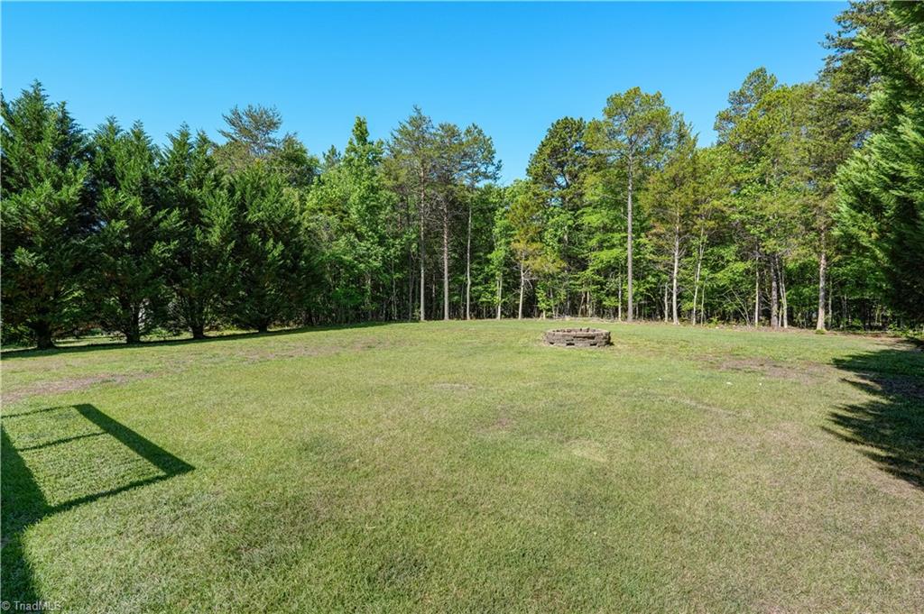 2465 Featherstone Court Trinity, NC 27370 - Photo 30 of 38