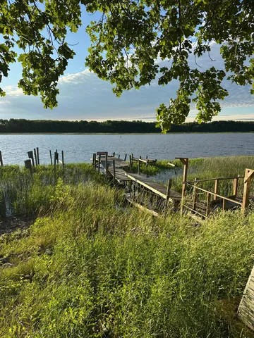 $249,000 | 2022 Stanton Drive Northwest, Baudette, MN 56623