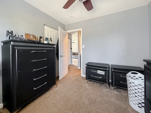 $290,000 | 812 Mulford Lane, Joliet, IL 60431