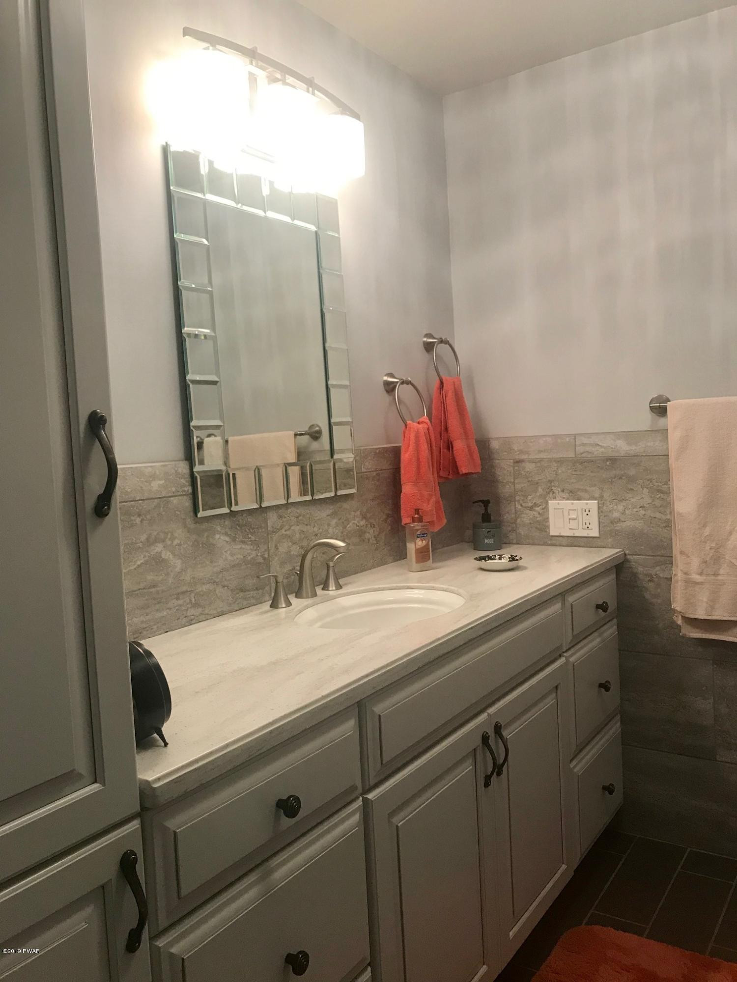 33 Fall Brook Road Starlight, PA 18461 - Photo 22 of 38 FULL BATH