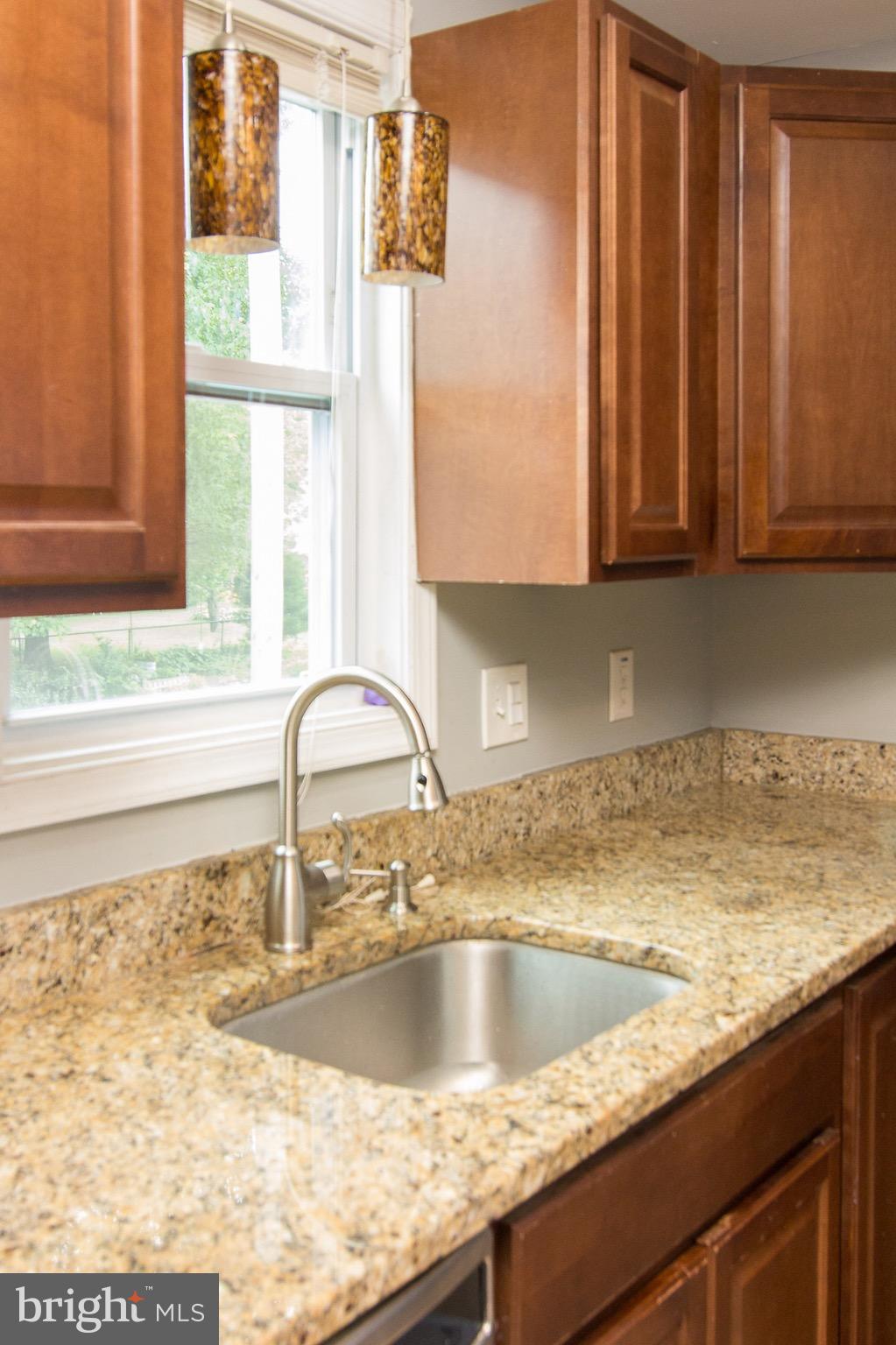 2701 Garnet Road Baltimore, MD 21234 - Photo 11 of 30 Kitchen