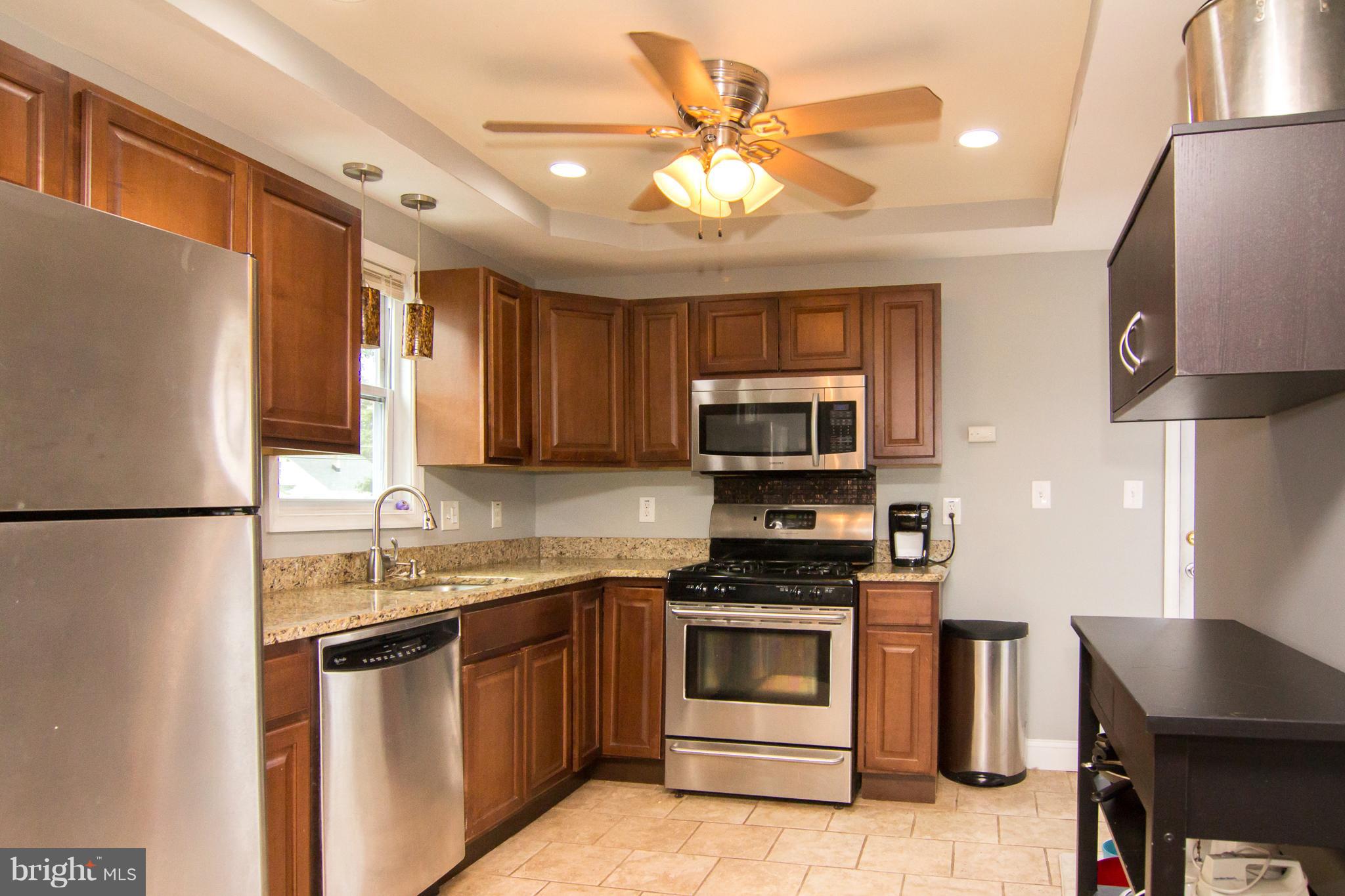 2701 Garnet Road Baltimore, MD 21234 - Photo 8 of 30 Kitchen