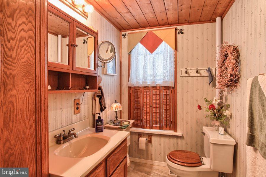 614 2nd Street Enhaut, PA 17113 - Photo 19 of 25