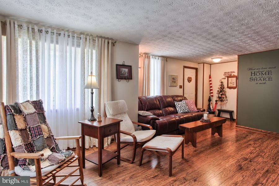 614 2nd Street Enhaut, PA 17113 - Photo 3 of 25