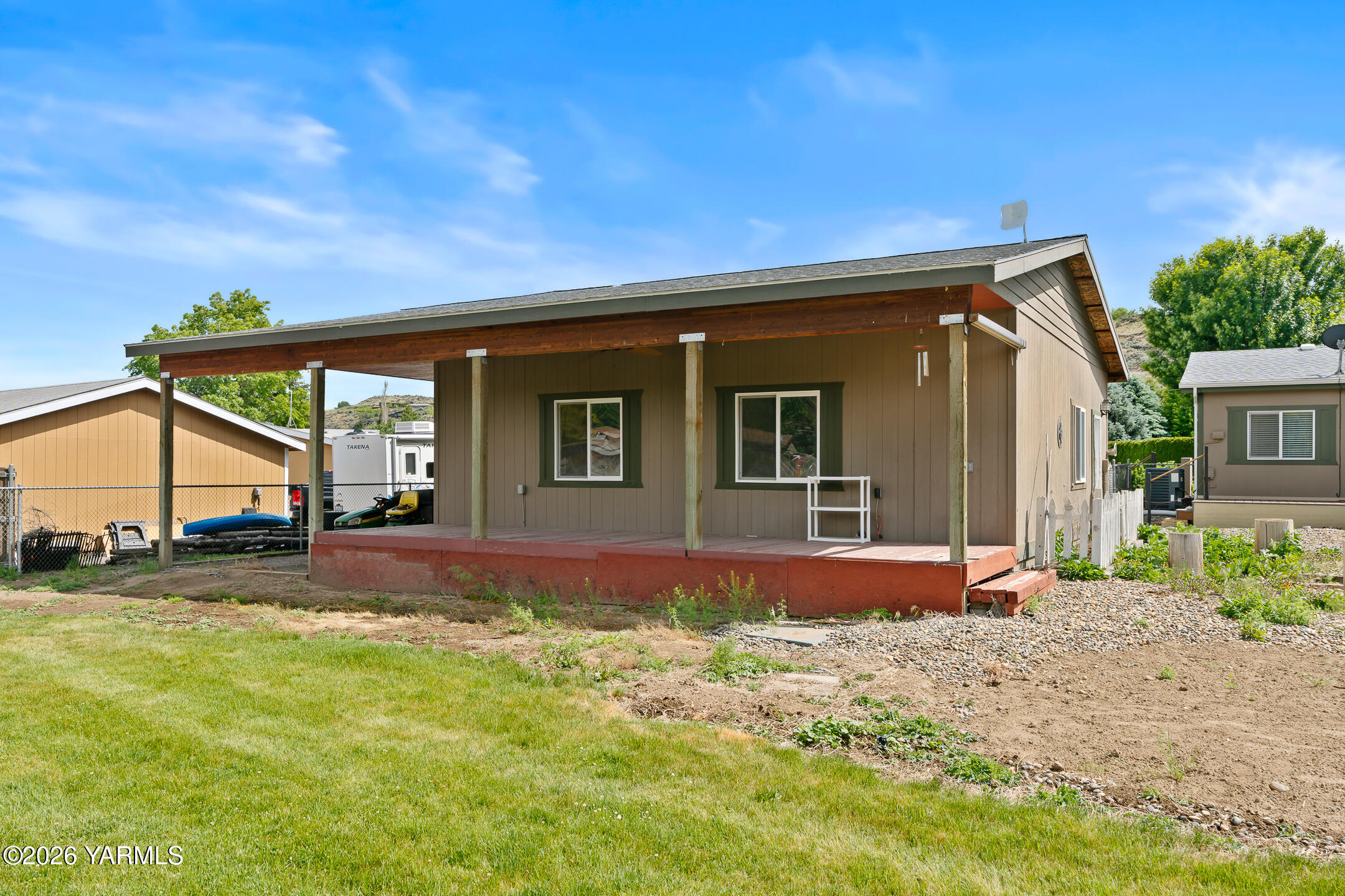 2005 South Naches Road Yakima, WA 98908 - Photo 10 of 28 2005SNachesRd-10