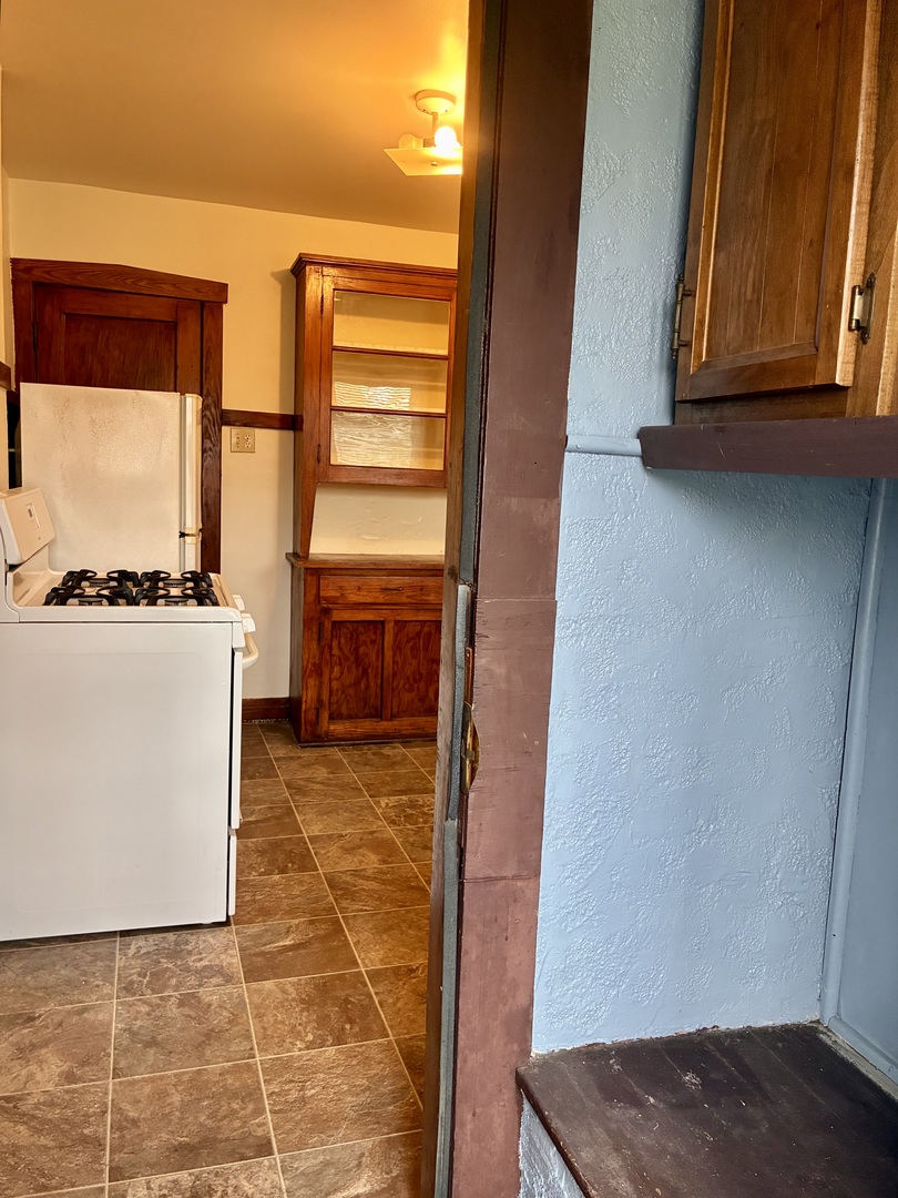 254 Edward Street Sycamore, IL 60178 - Photo 9 of 23