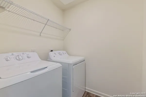 $1,725 | 7522 Burrowing Cobra, San Antonio, TX 78253