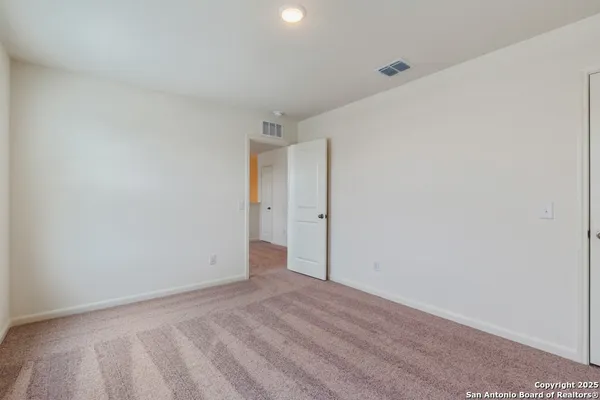$1,725 | 7522 Burrowing Cobra, San Antonio, TX 78253